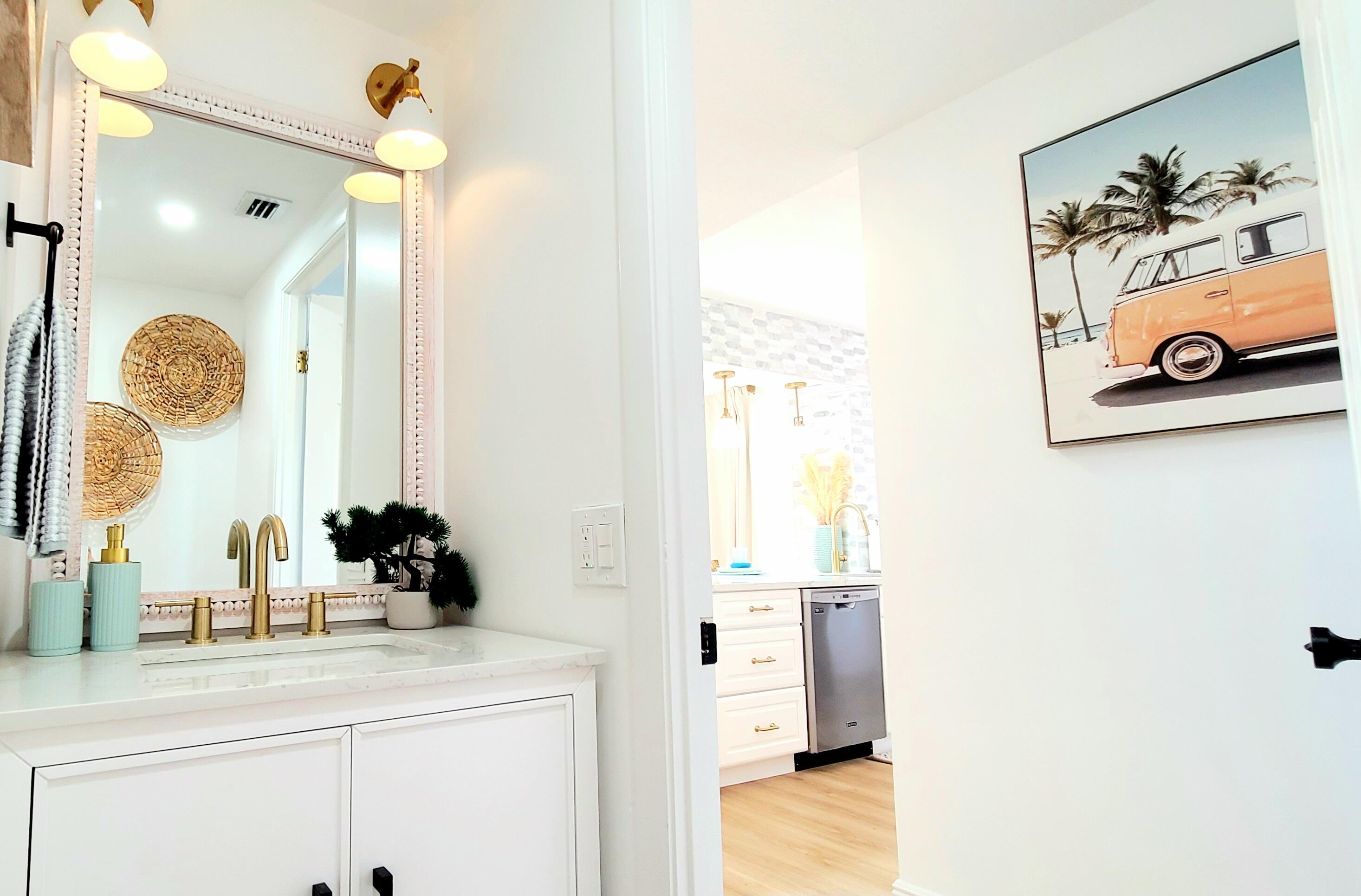 JUPITER BAY ONE THRU SIX CONDO - Residential