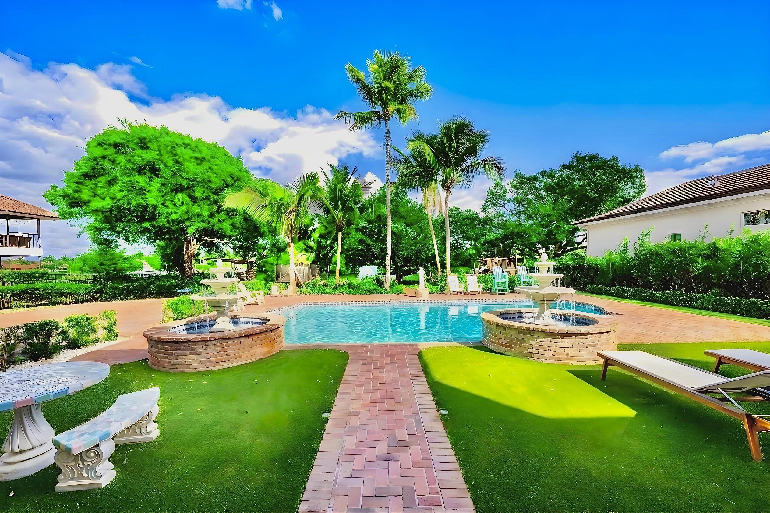 JUPITER RIVER ESTATES - Residential