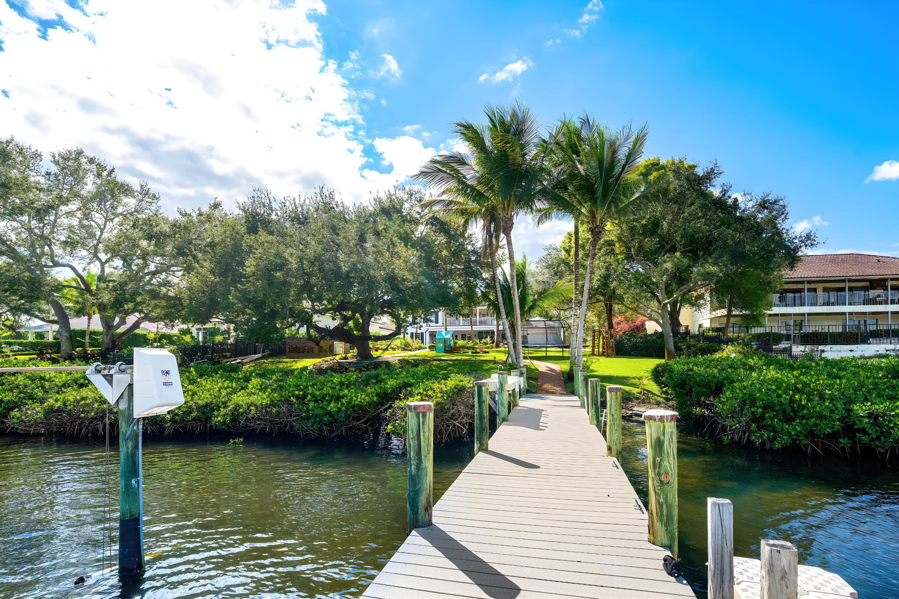 JUPITER RIVER ESTATES - Residential