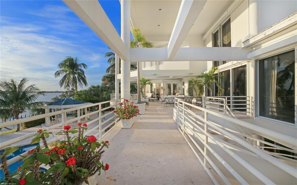 RIO VISTA - Residential