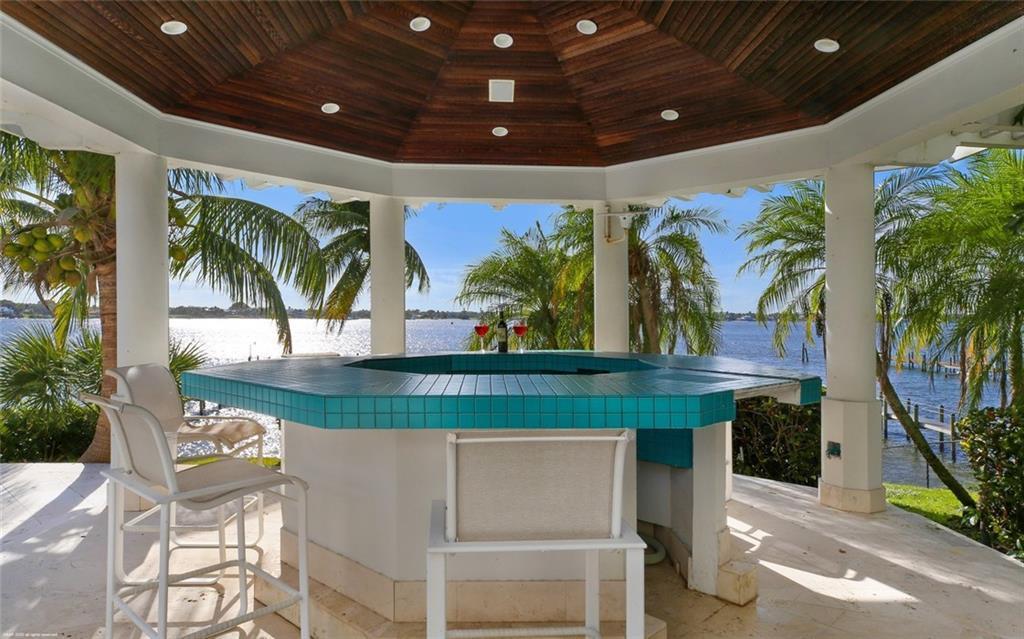 RIO VISTA - Residential