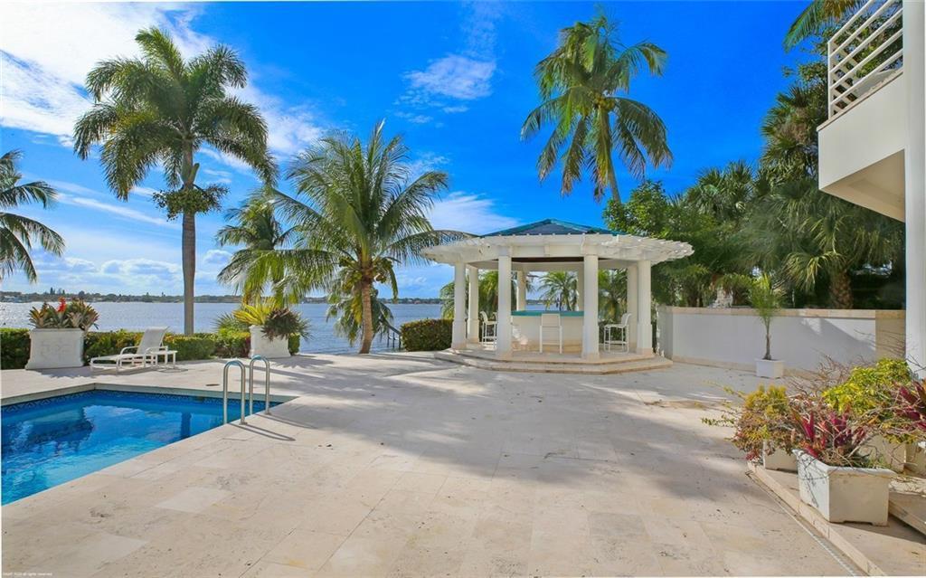 RIO VISTA - Residential