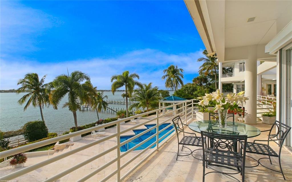 RIO VISTA - Residential