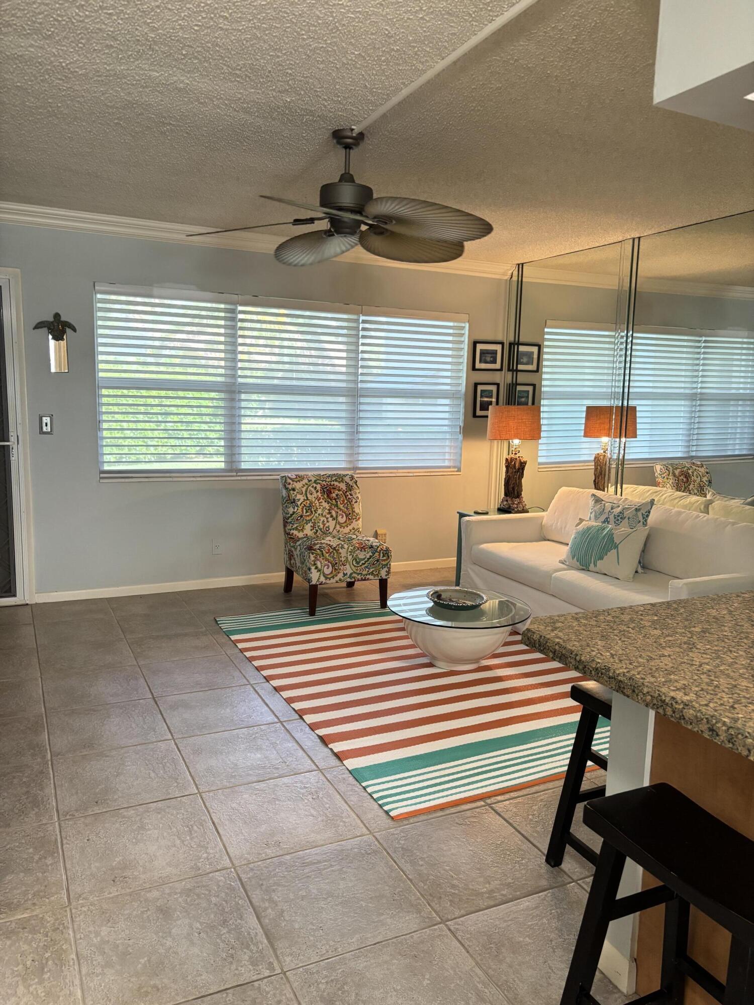 210 Horizons E 107