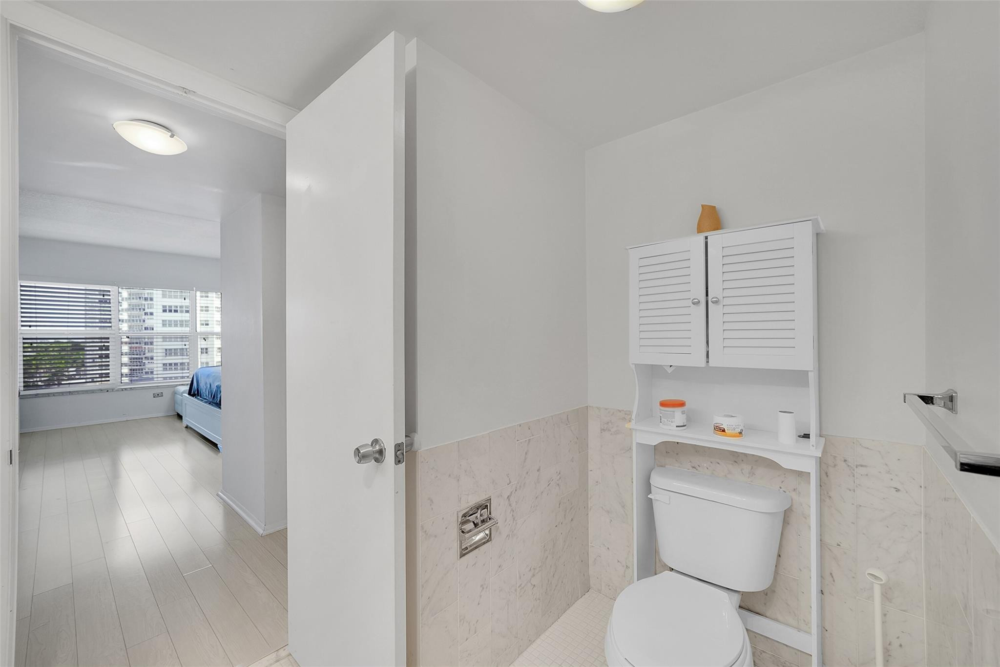 RIVIERA CONDO - Residential