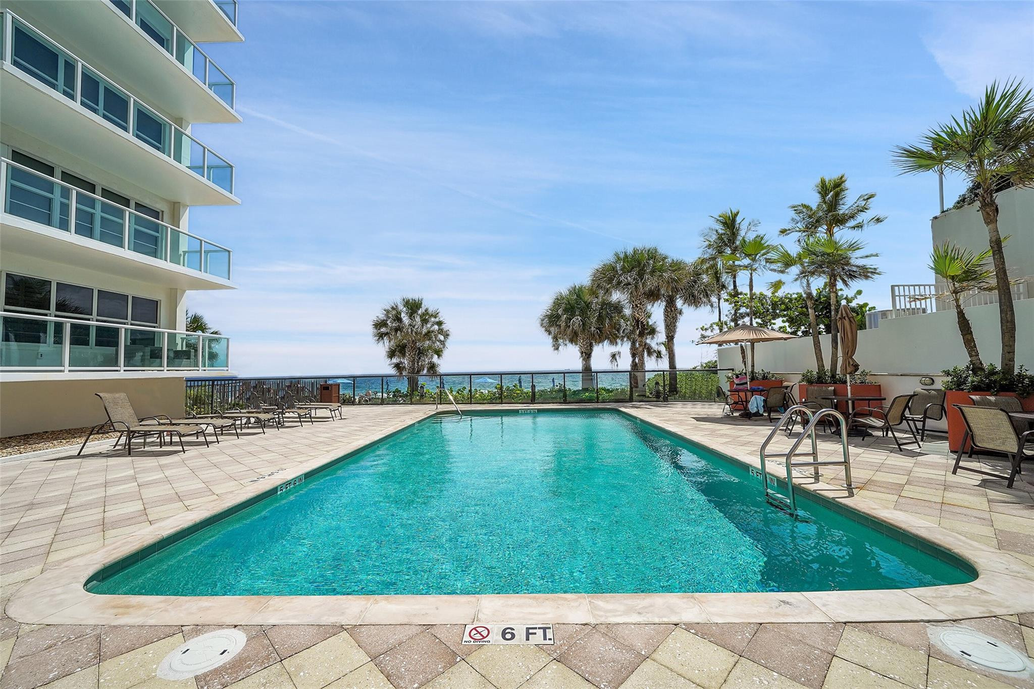 RIVIERA CONDO - Residential
