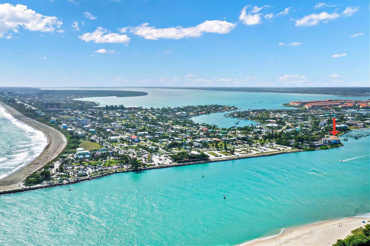 SEA TERN OF HUTCHINSON IS - Residential