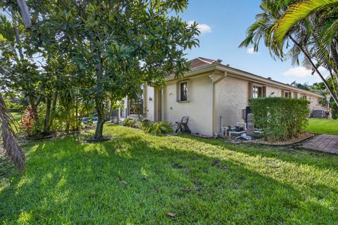 Tiny photo for 10715 Versailles Boulevard, Wellington, FL 33449 (MLS # B26052600)