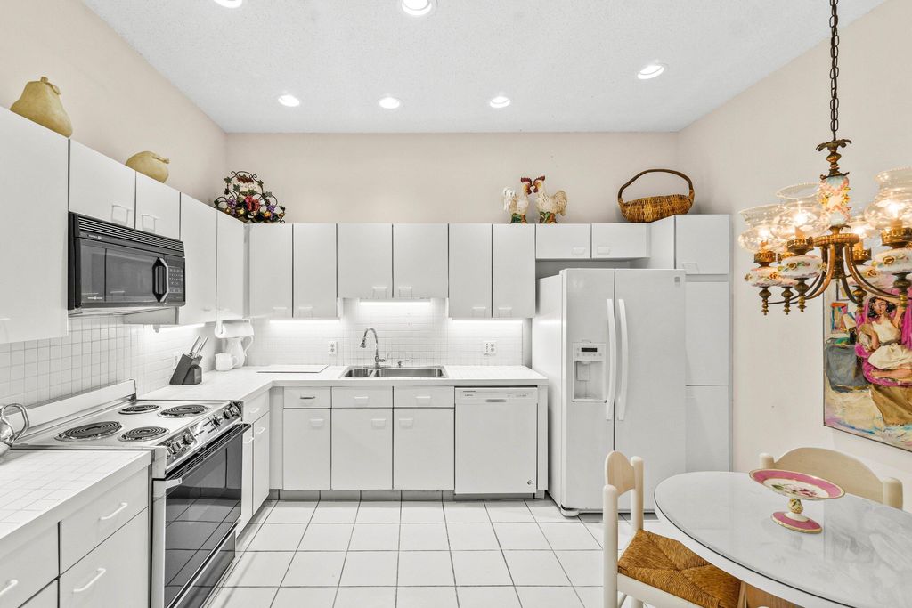 Photo of 5184 Lake Catalina Drive N #D, Boca Raton, FL 33496 (MLS # B26005113)