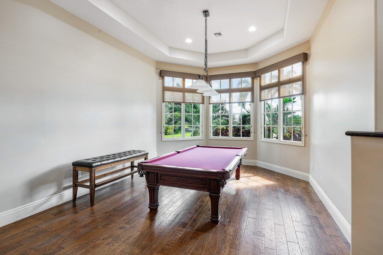 SHERBROOKE ESTATES - Residential