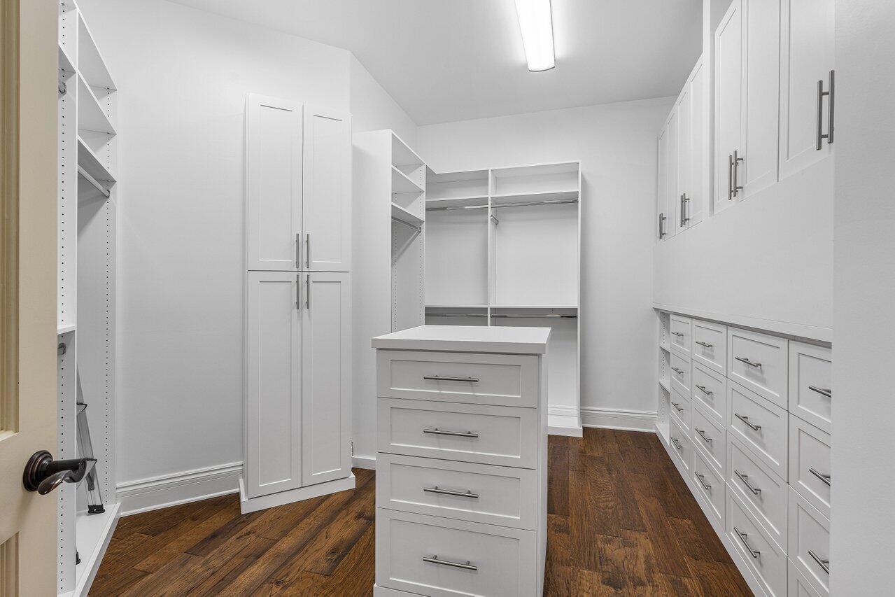 SHERBROOKE ESTATES - Residential