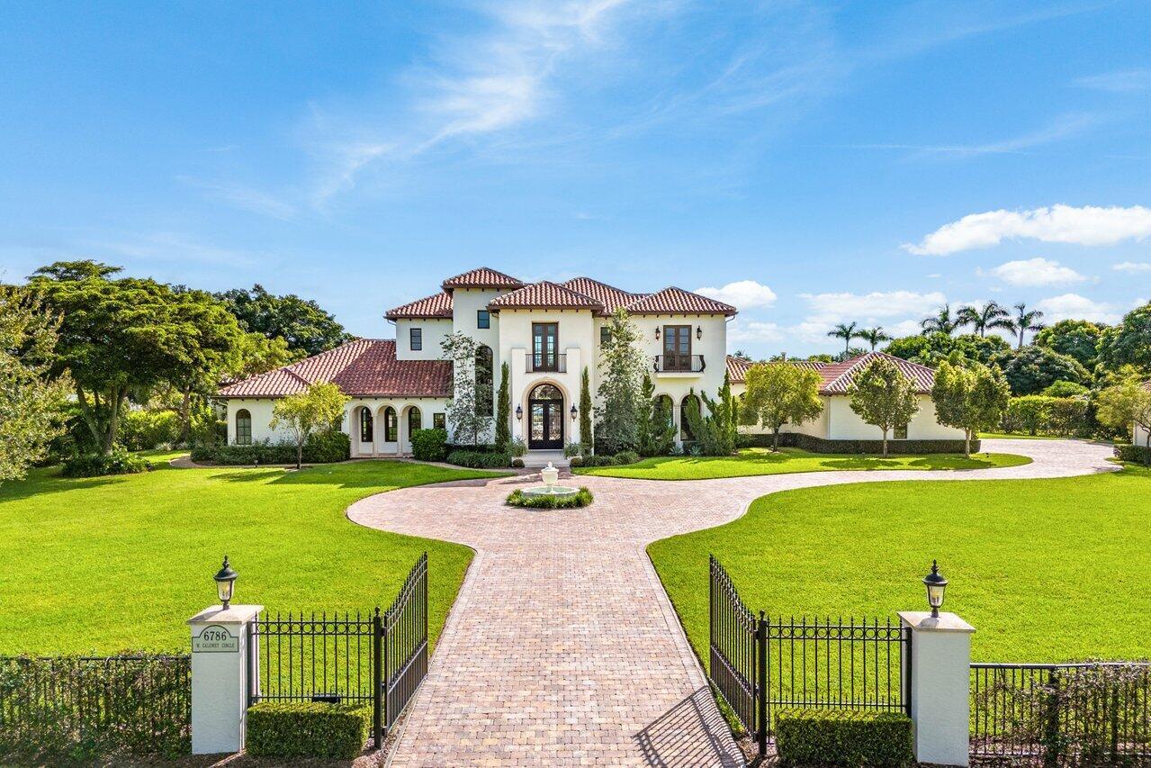 SHERBROOKE ESTATES - Residential