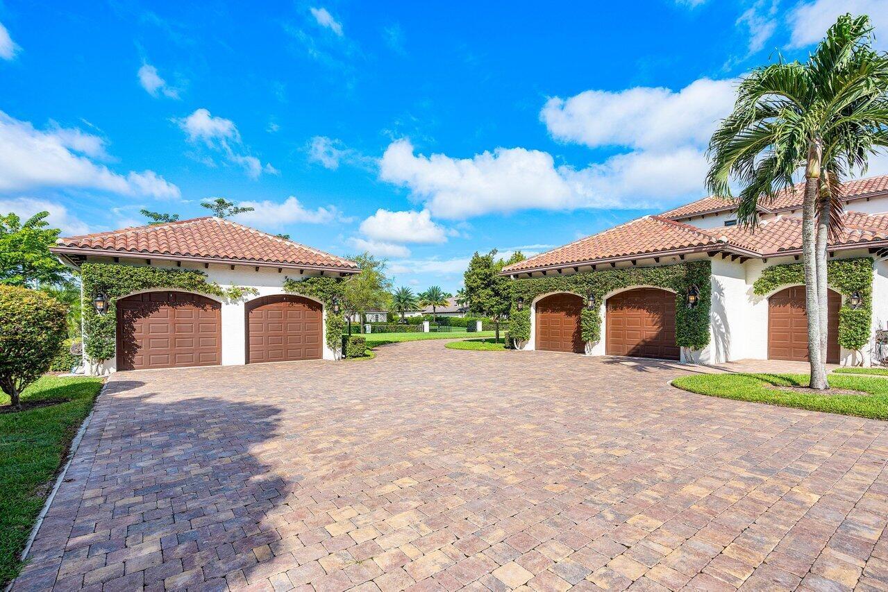 SHERBROOKE ESTATES - Residential