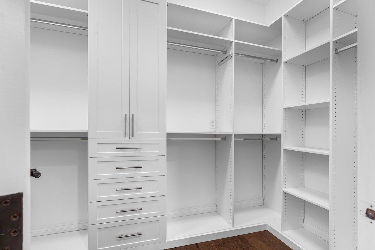 SHERBROOKE ESTATES - Residential