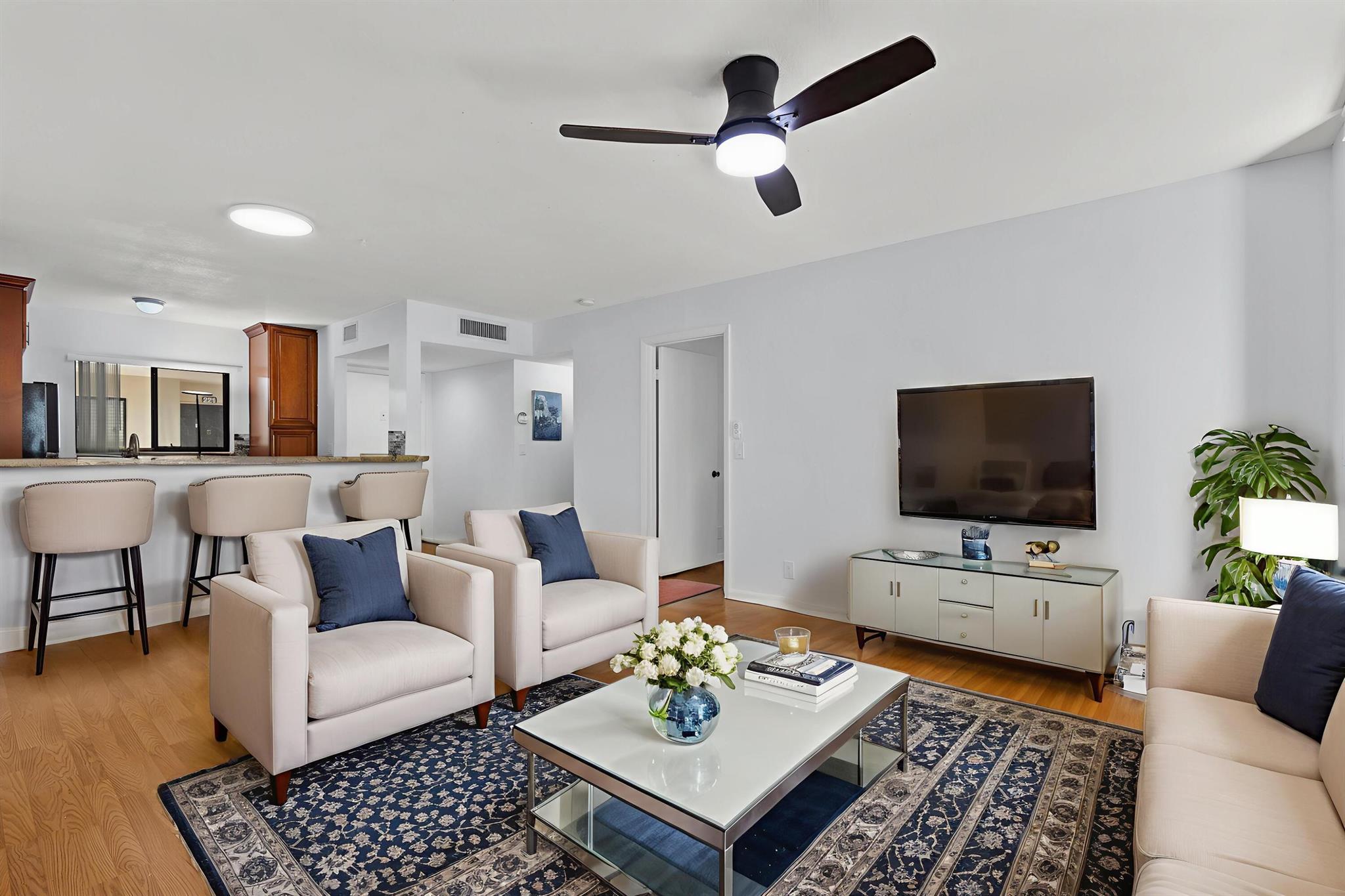 COCONUT PALM CONDO - Residential