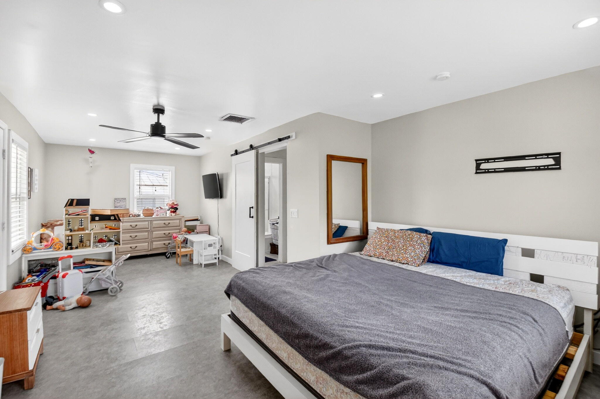 FOREST RIDGE PARK - Residential