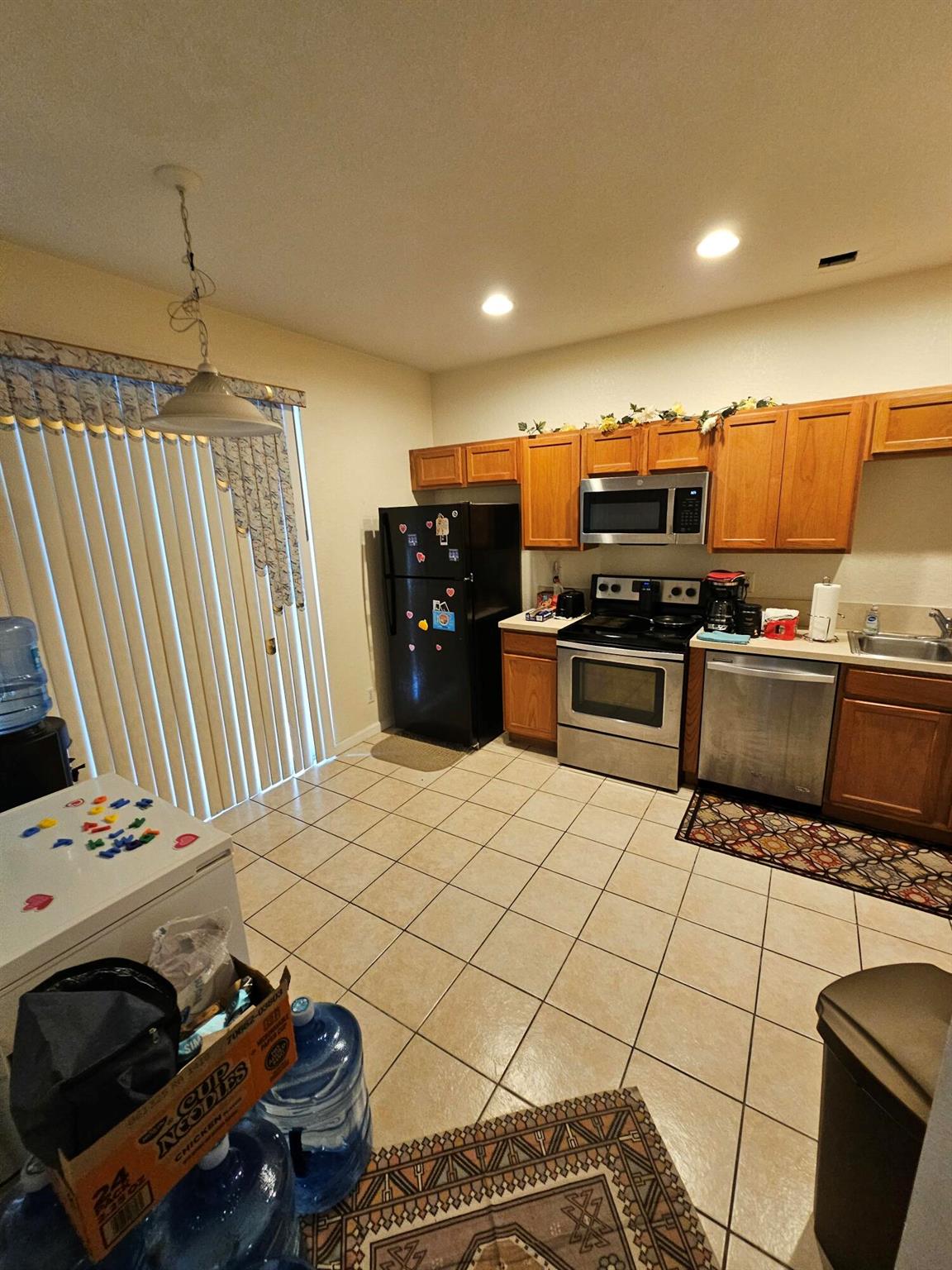 2128 Oakmont Drive 2128