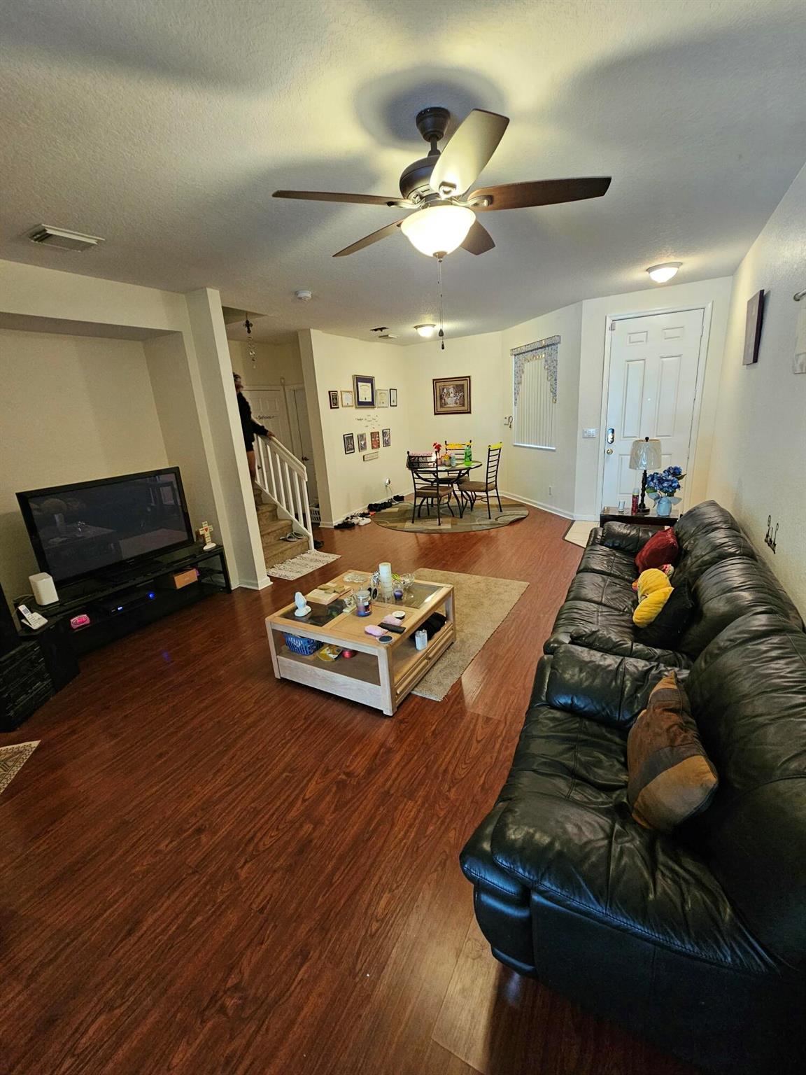 2128 Oakmont Drive 2128