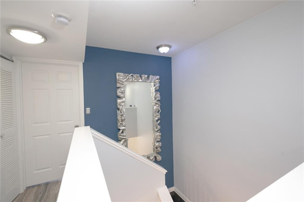 AVENTI AT AVENTURA - Residential