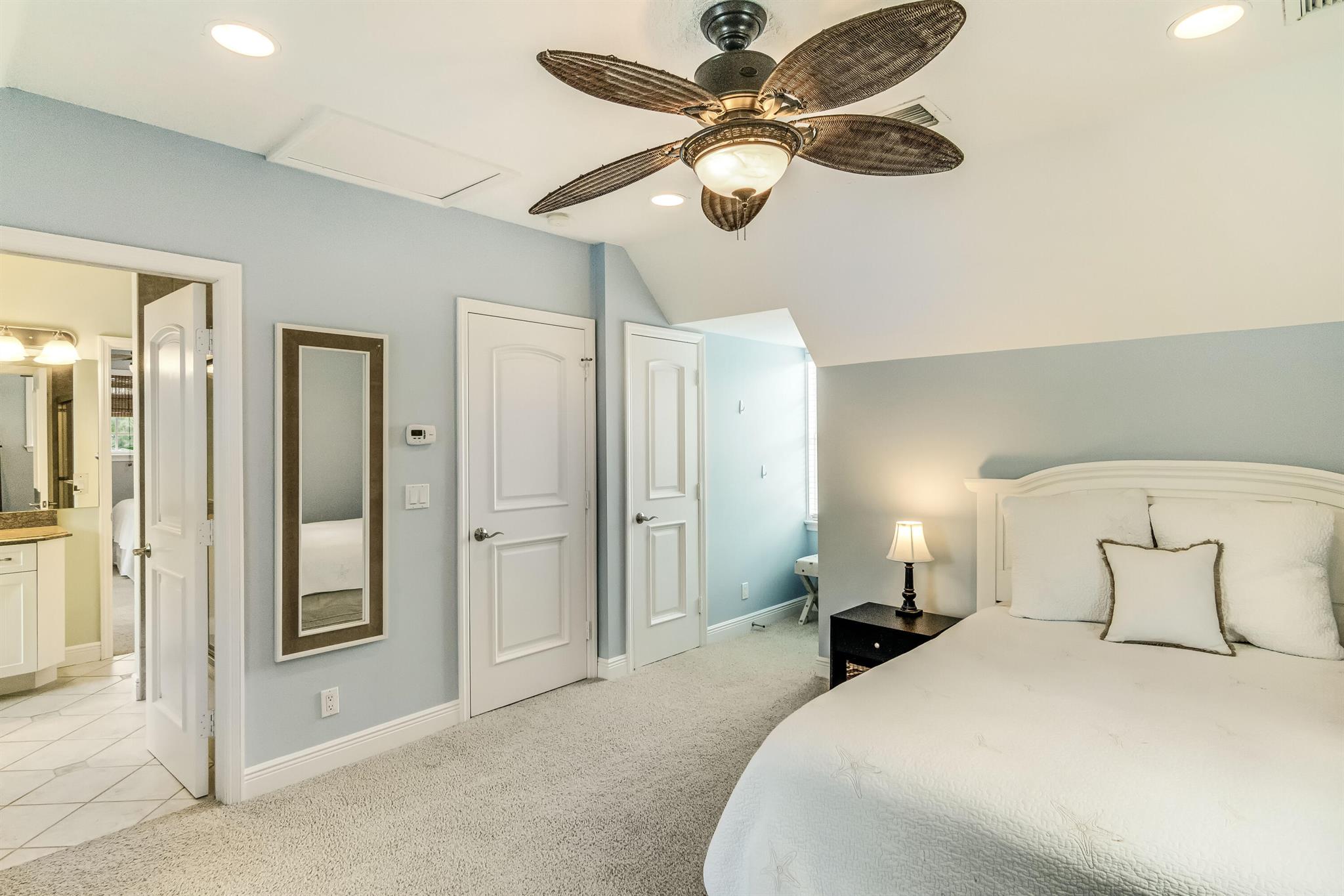 RIVERSIDE IN GOV LOT 6 IN - Residential