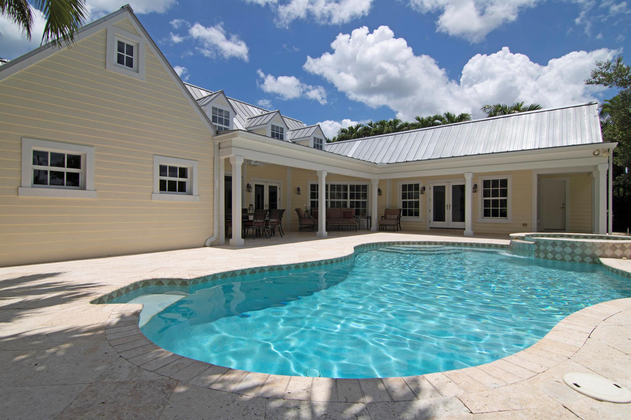 RIVERSIDE IN GOV LOT 6 IN - Residential