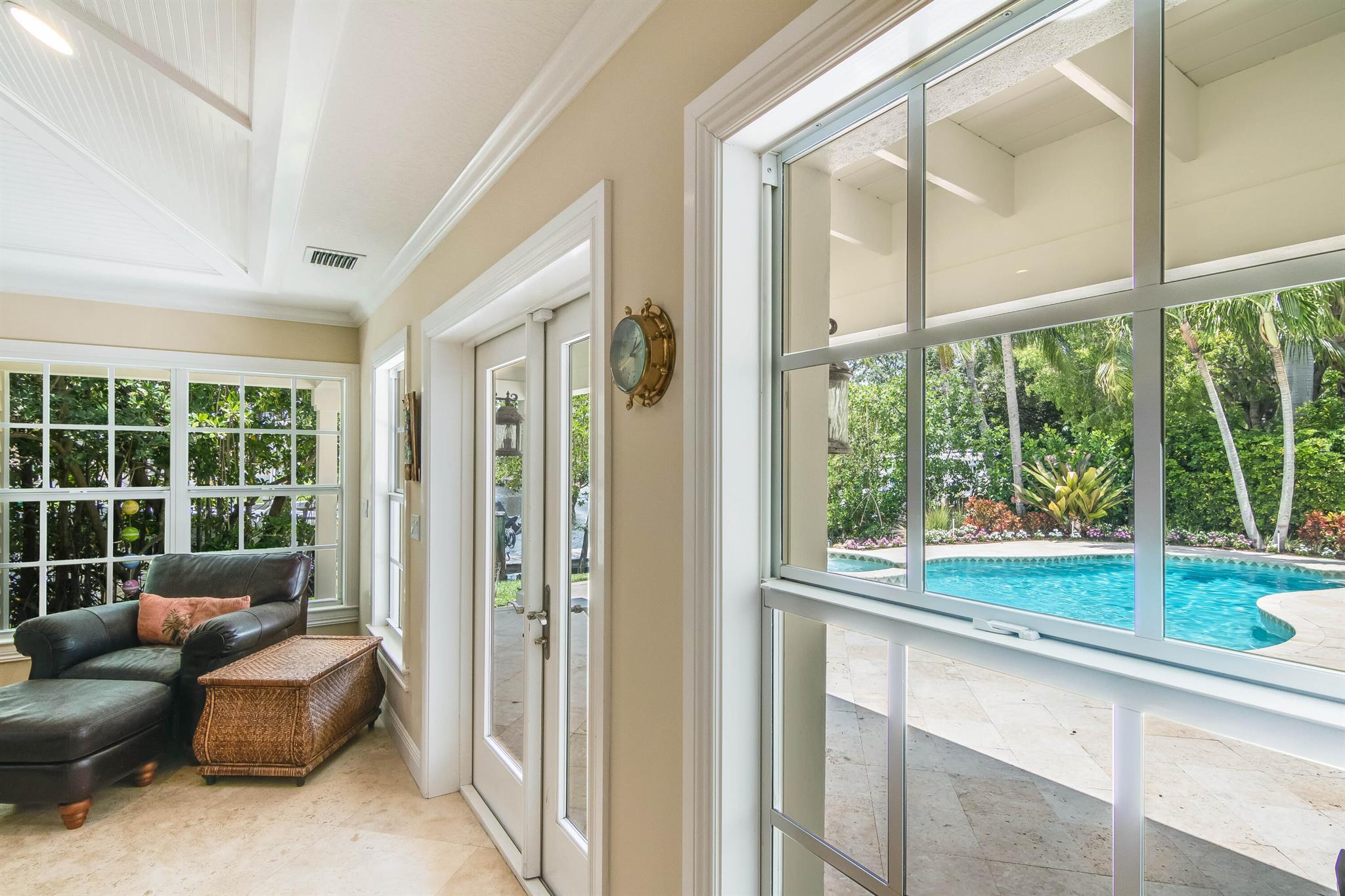 RIVERSIDE IN GOV LOT 6 IN - Residential