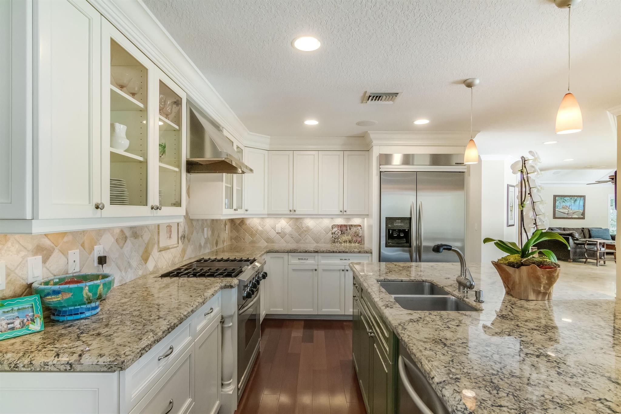 RIVERSIDE IN GOV LOT 6 IN - Residential