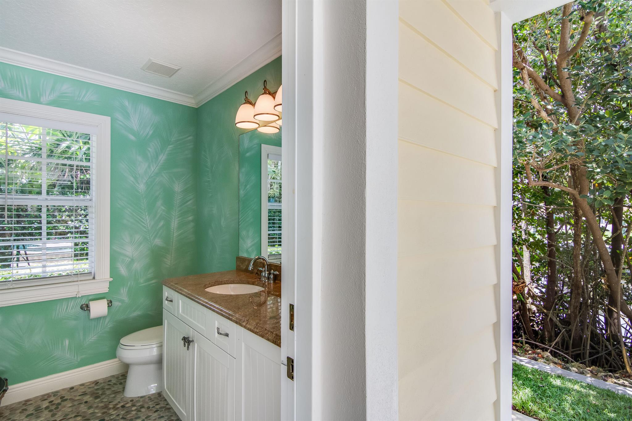 RIVERSIDE IN GOV LOT 6 IN - Residential