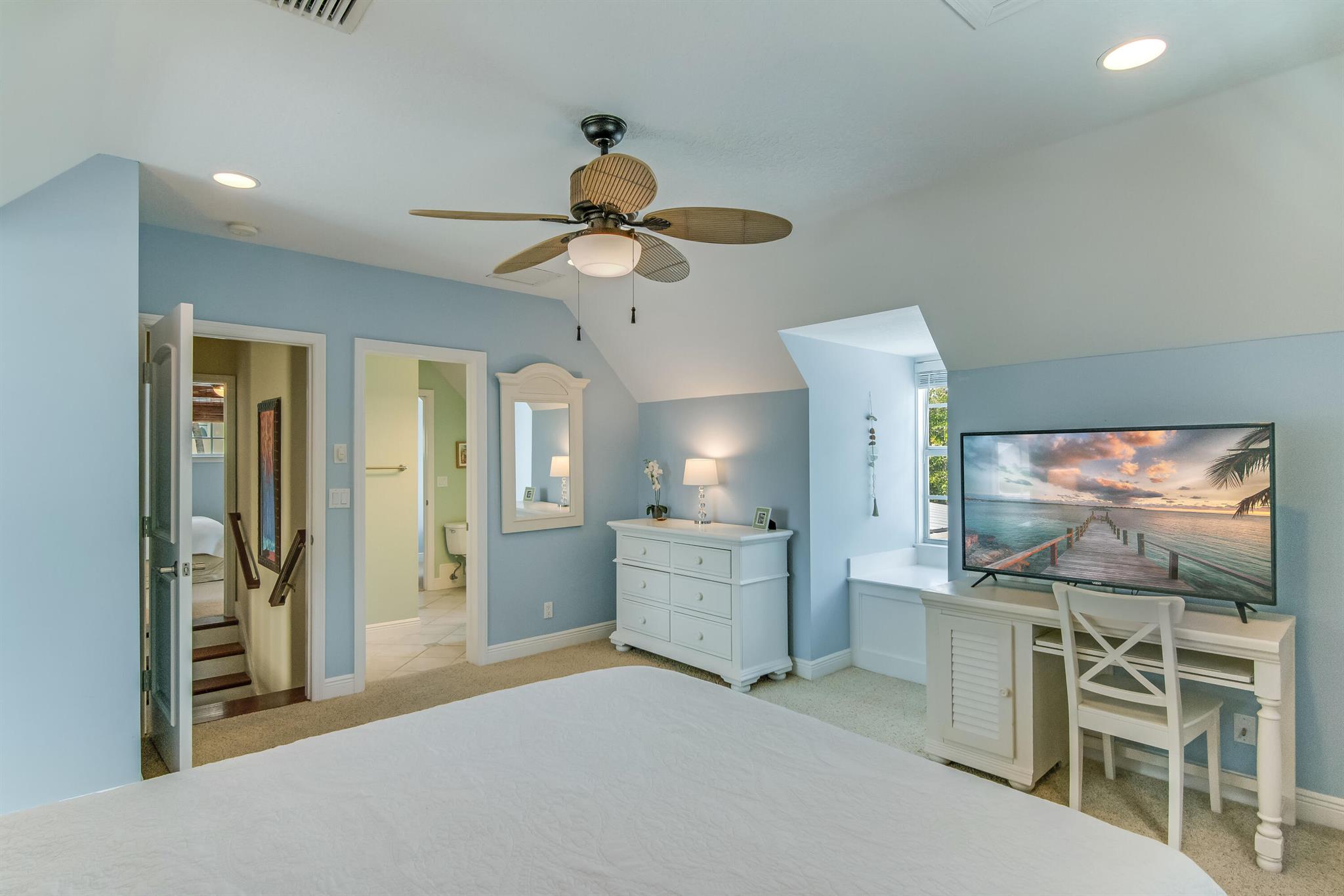 RIVERSIDE IN GOV LOT 6 IN - Residential