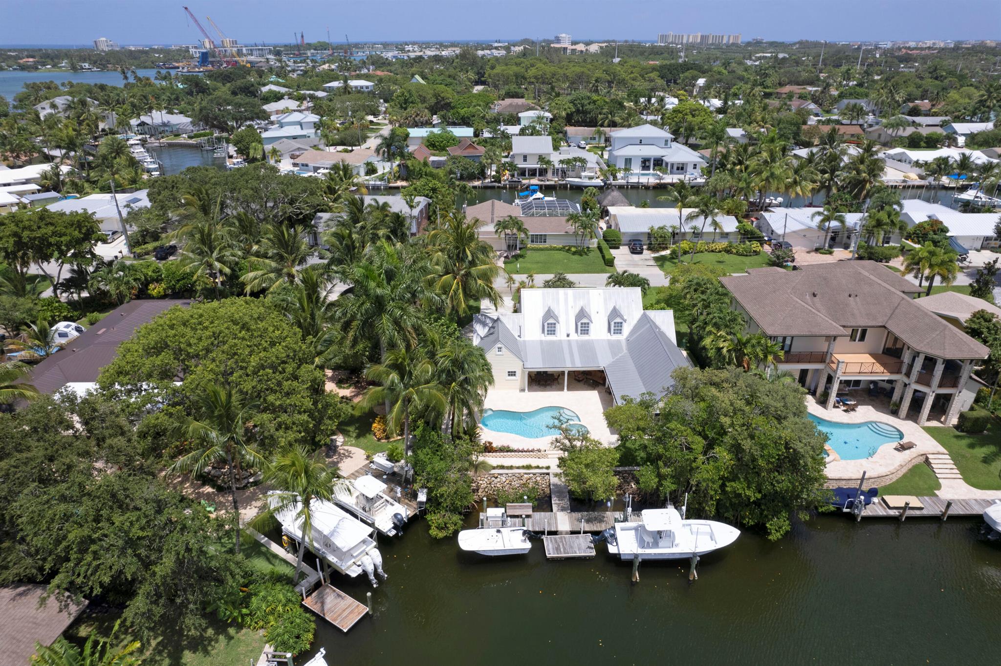 RIVERSIDE IN GOV LOT 6 IN - Residential