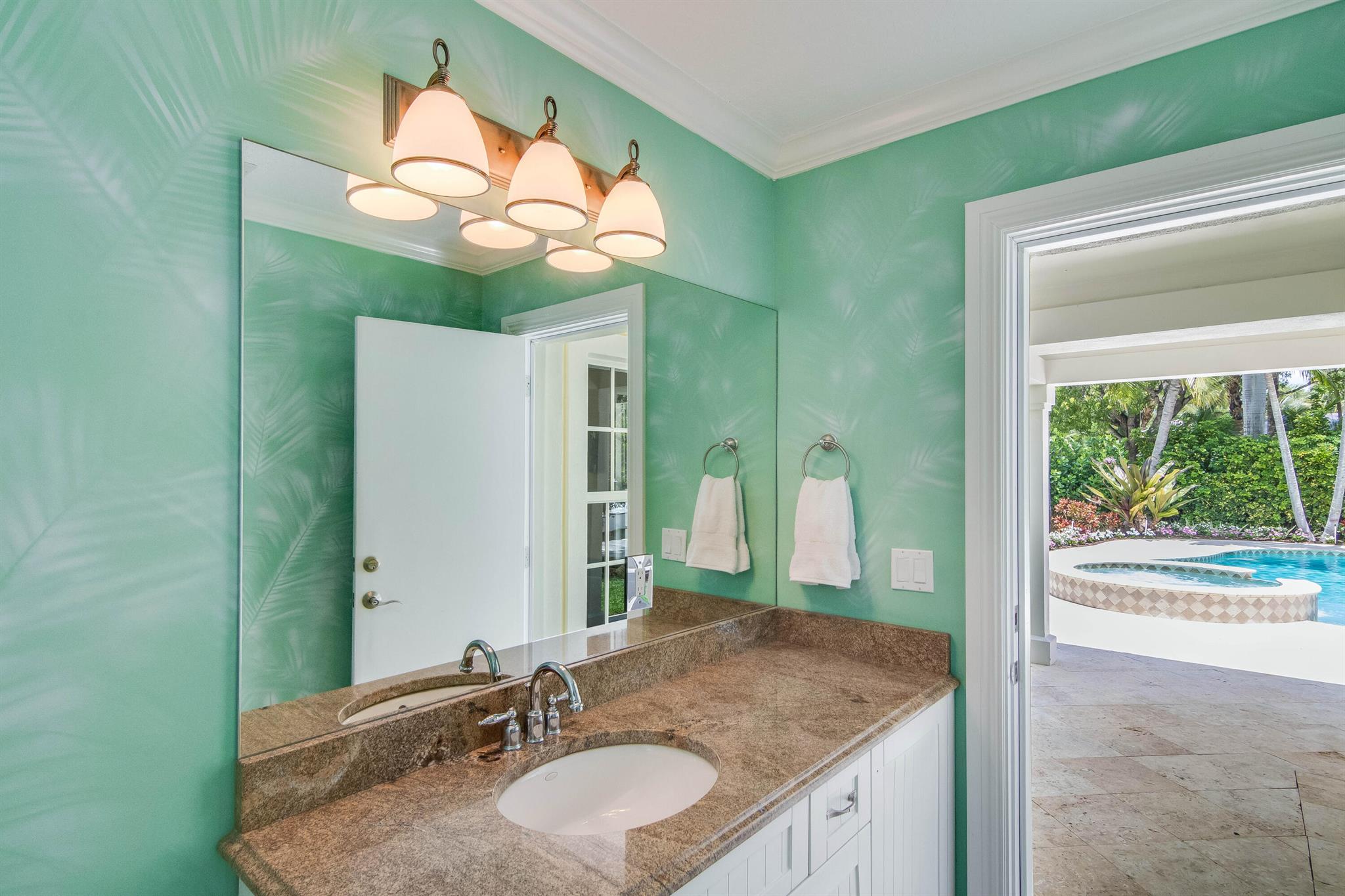 RIVERSIDE IN GOV LOT 6 IN - Residential