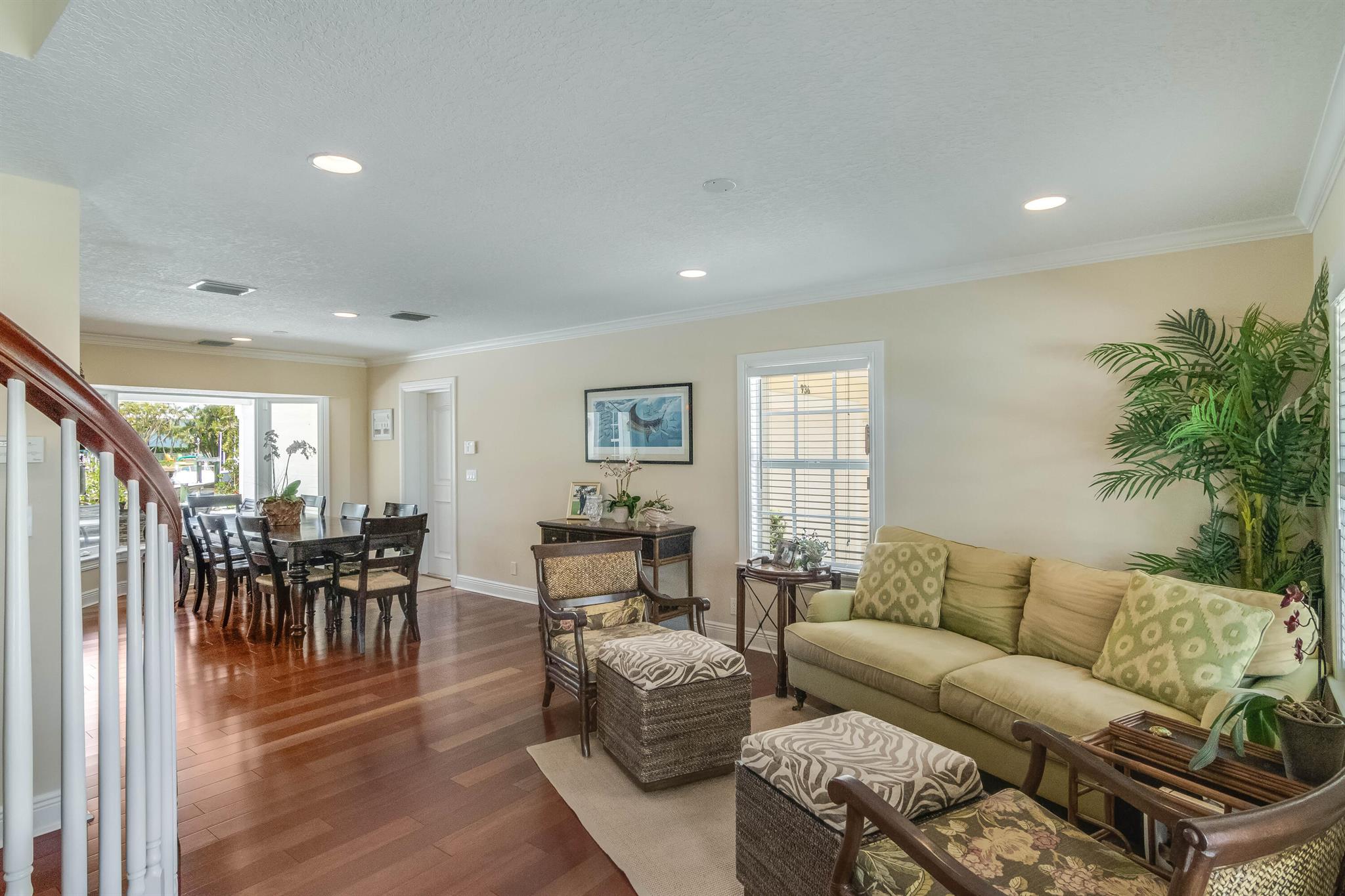 RIVERSIDE IN GOV LOT 6 IN - Residential