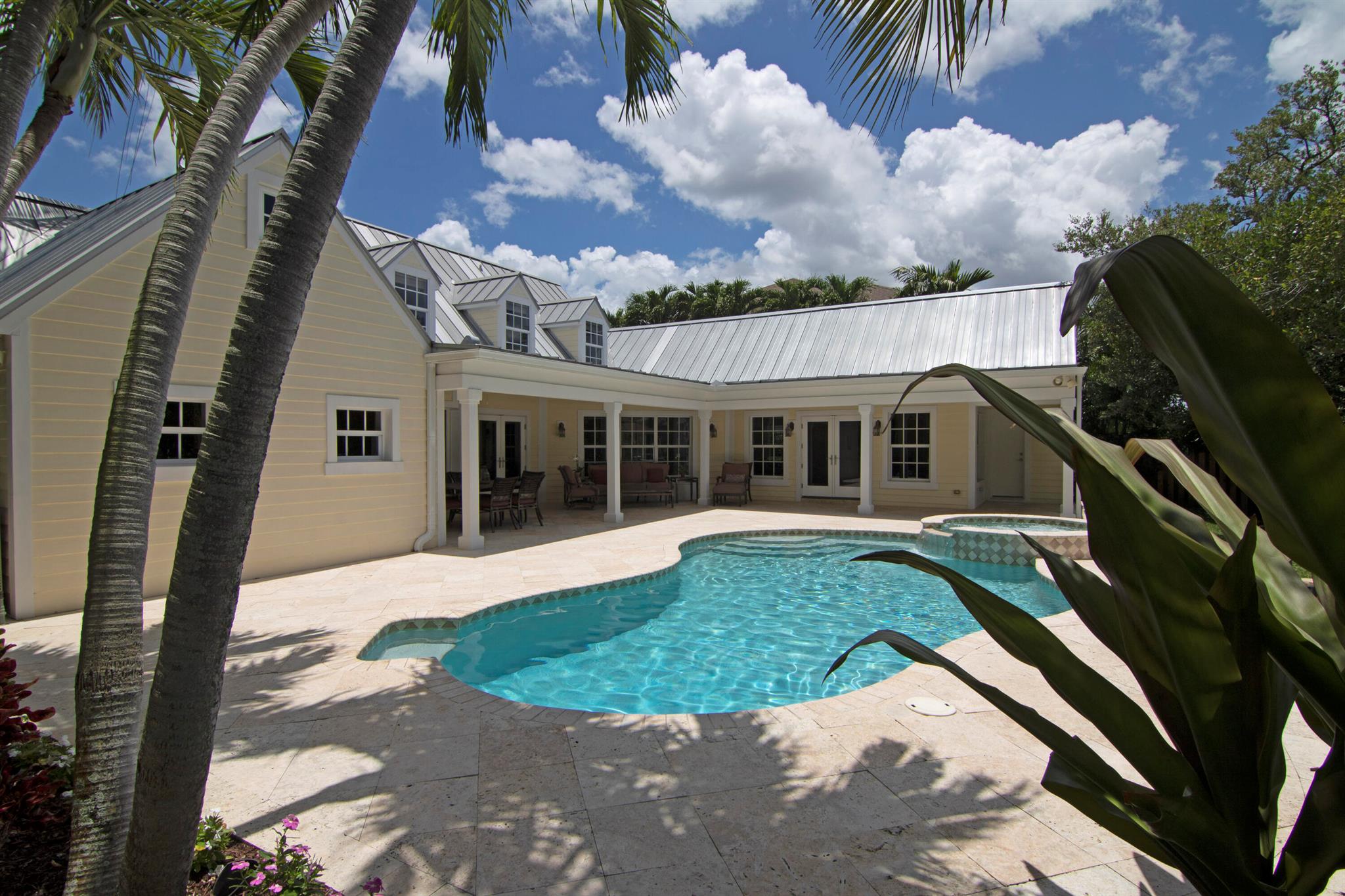 RIVERSIDE IN GOV LOT 6 IN - Residential