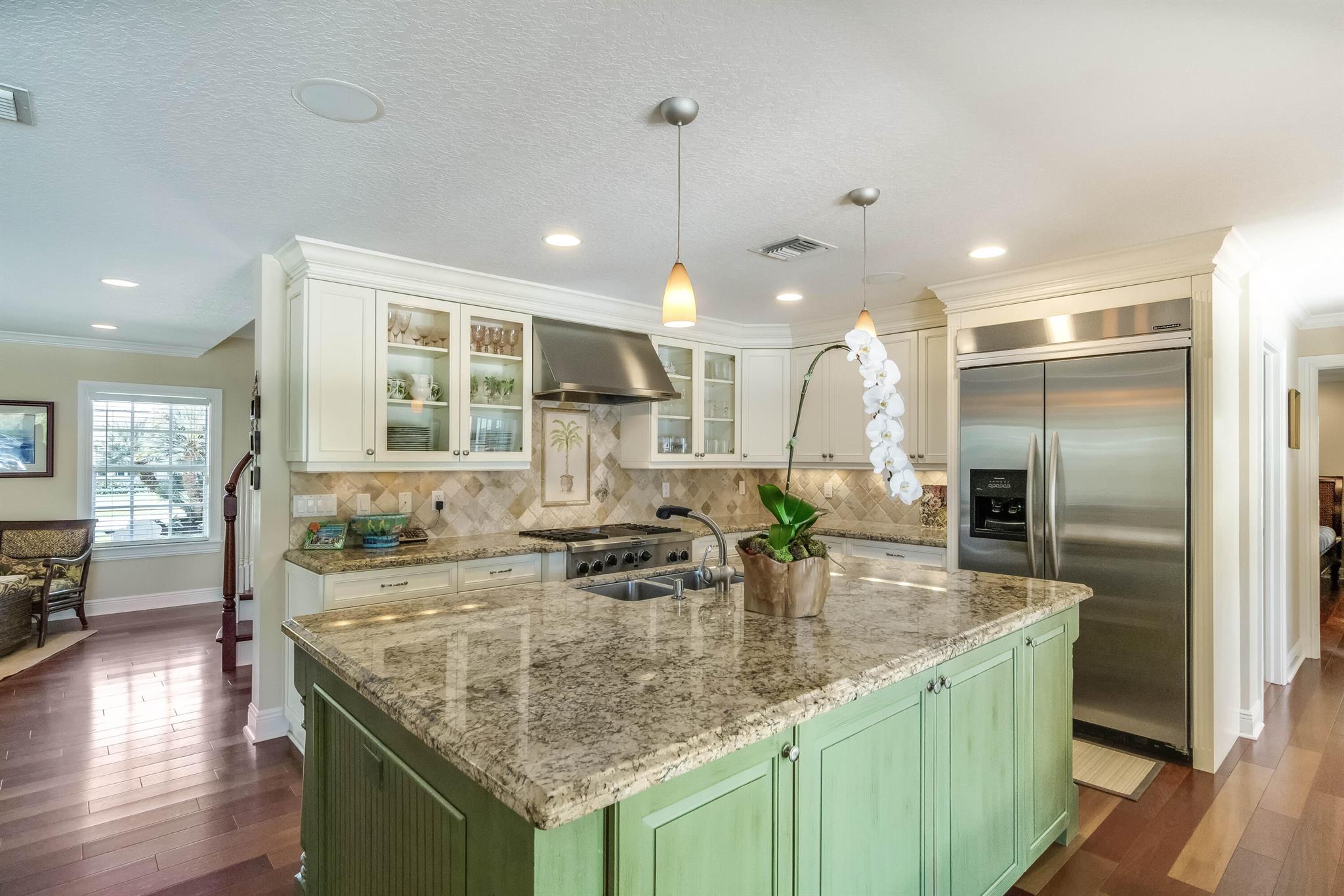 RIVERSIDE IN GOV LOT 6 IN - Residential