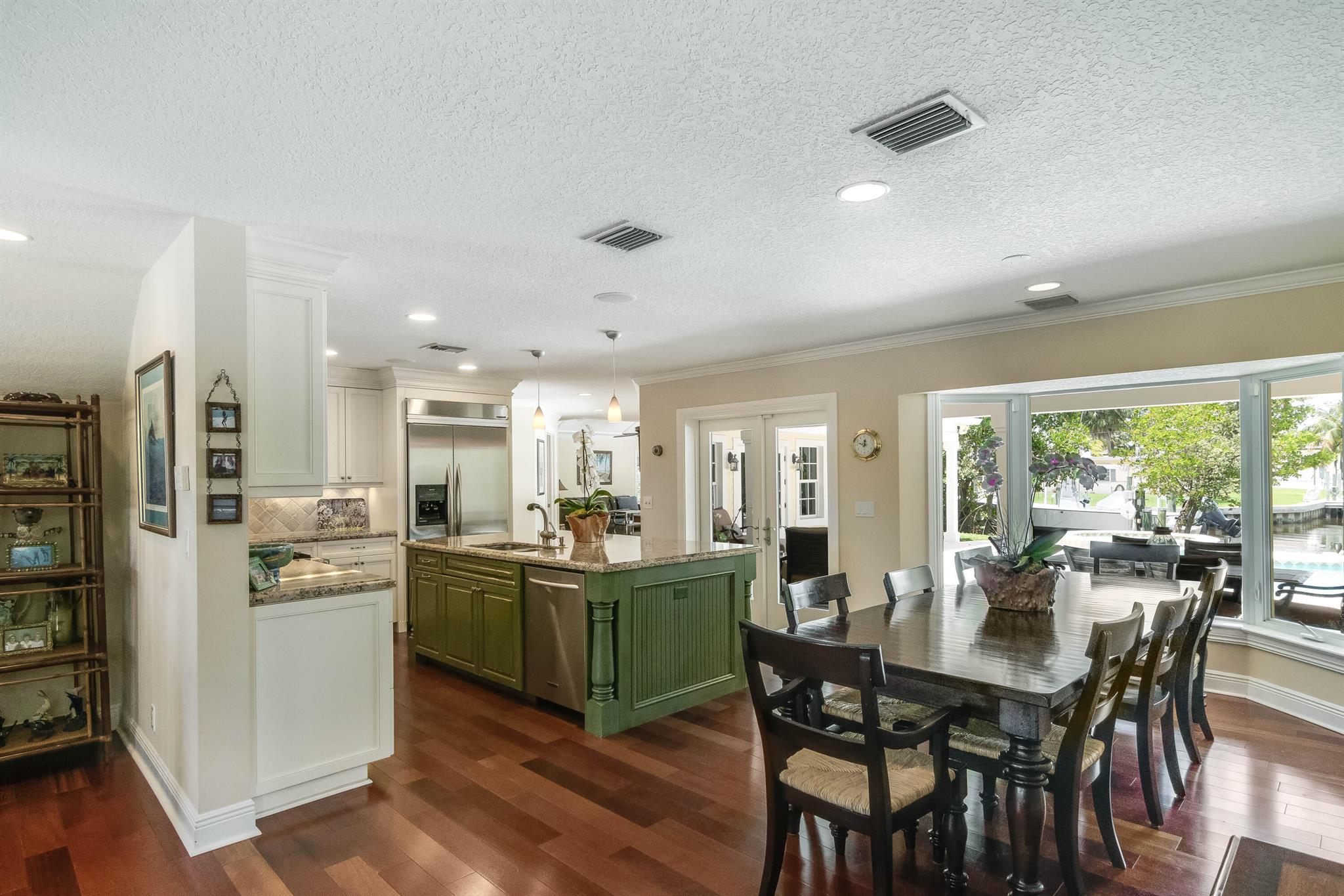 RIVERSIDE IN GOV LOT 6 IN - Residential