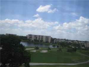 HUNTINGTON LAKES - Residential