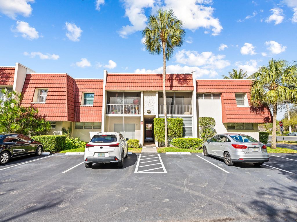 Photo of 1 Jacaranda Country Club Drive #202, Plantation, FL 33324 (MLS # B26003456)