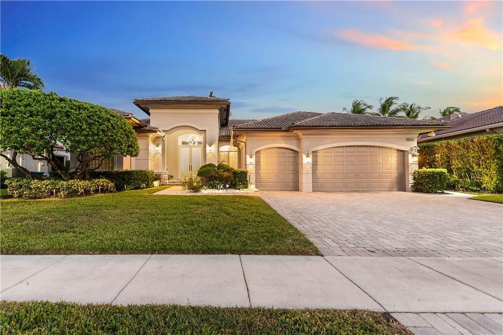 Photo of 11064 Canary Island Ct, Plantation, FL 33324 (MLS # F10385619)
