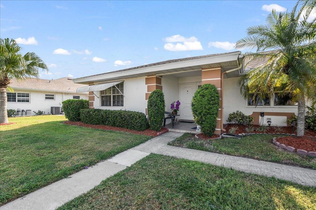 Photo of 125 Lakes End Drive #A, Fort Pierce, FL 34982 (MLS # R10980511)