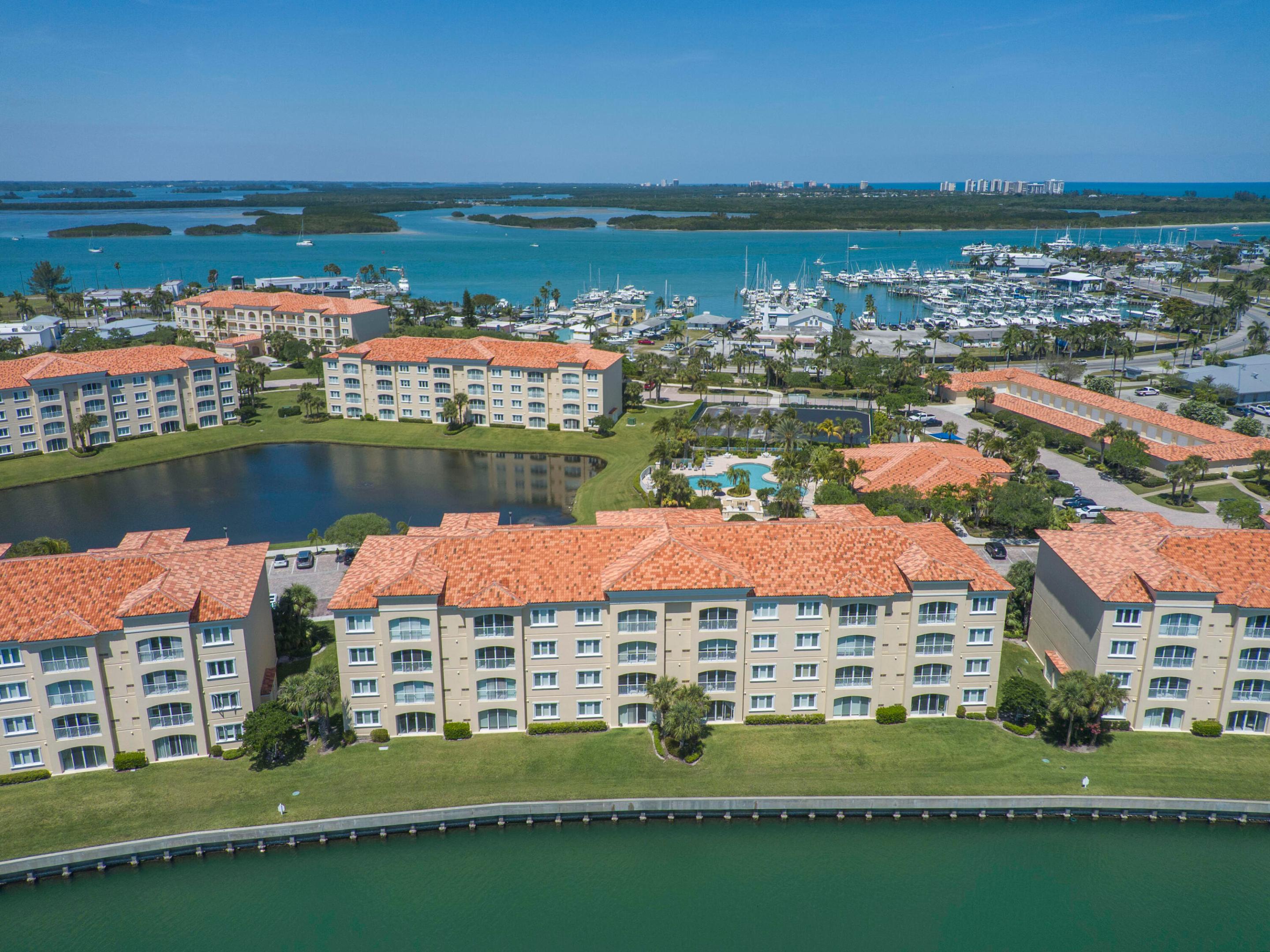 HARBOUR ISLE AT HUTCHINSON ISLAND EAST,A CONDOMINI - Residential
