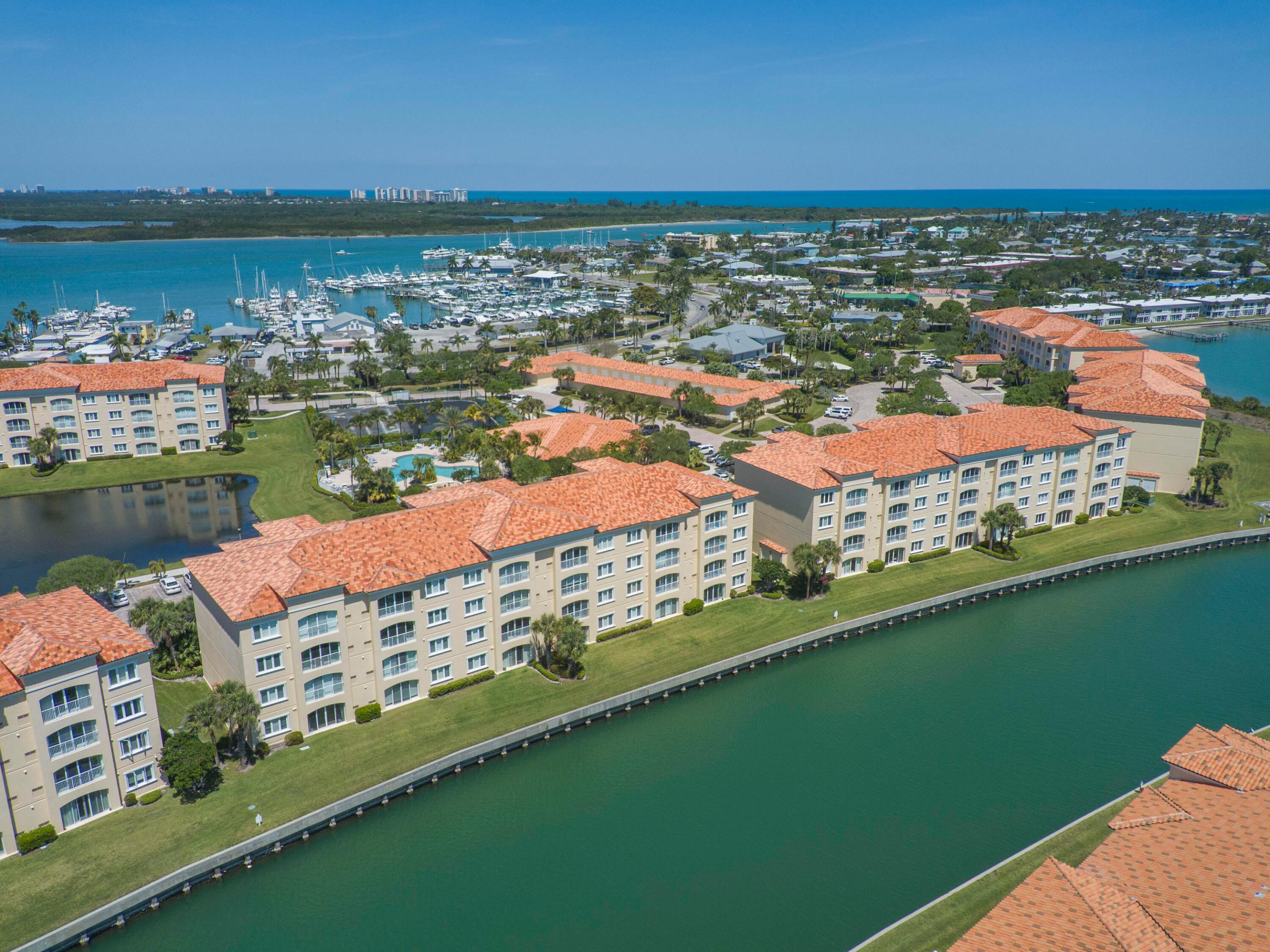 HARBOUR ISLE AT HUTCHINSON ISLAND EAST,A CONDOMINI - Residential