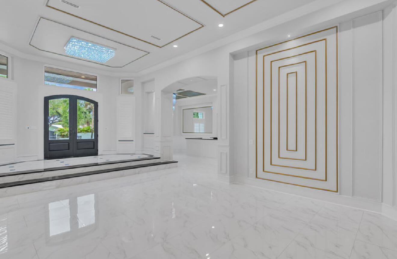 145 24th Avenue, Vero Beach, FL, 32962/$2,250,000 3 145 24th Avenue