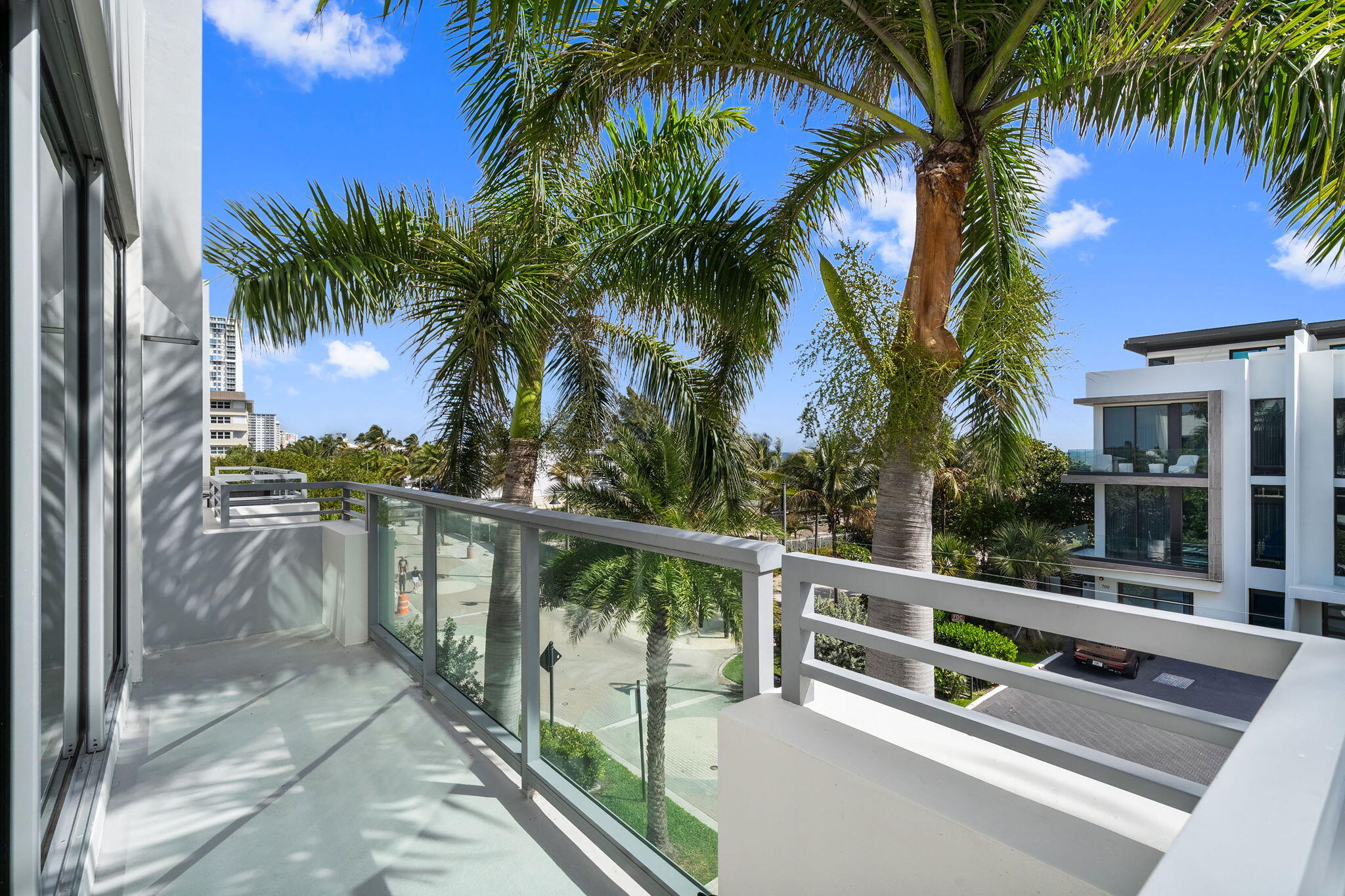 BLOUNT BROS POMPANO BEACH - Residential