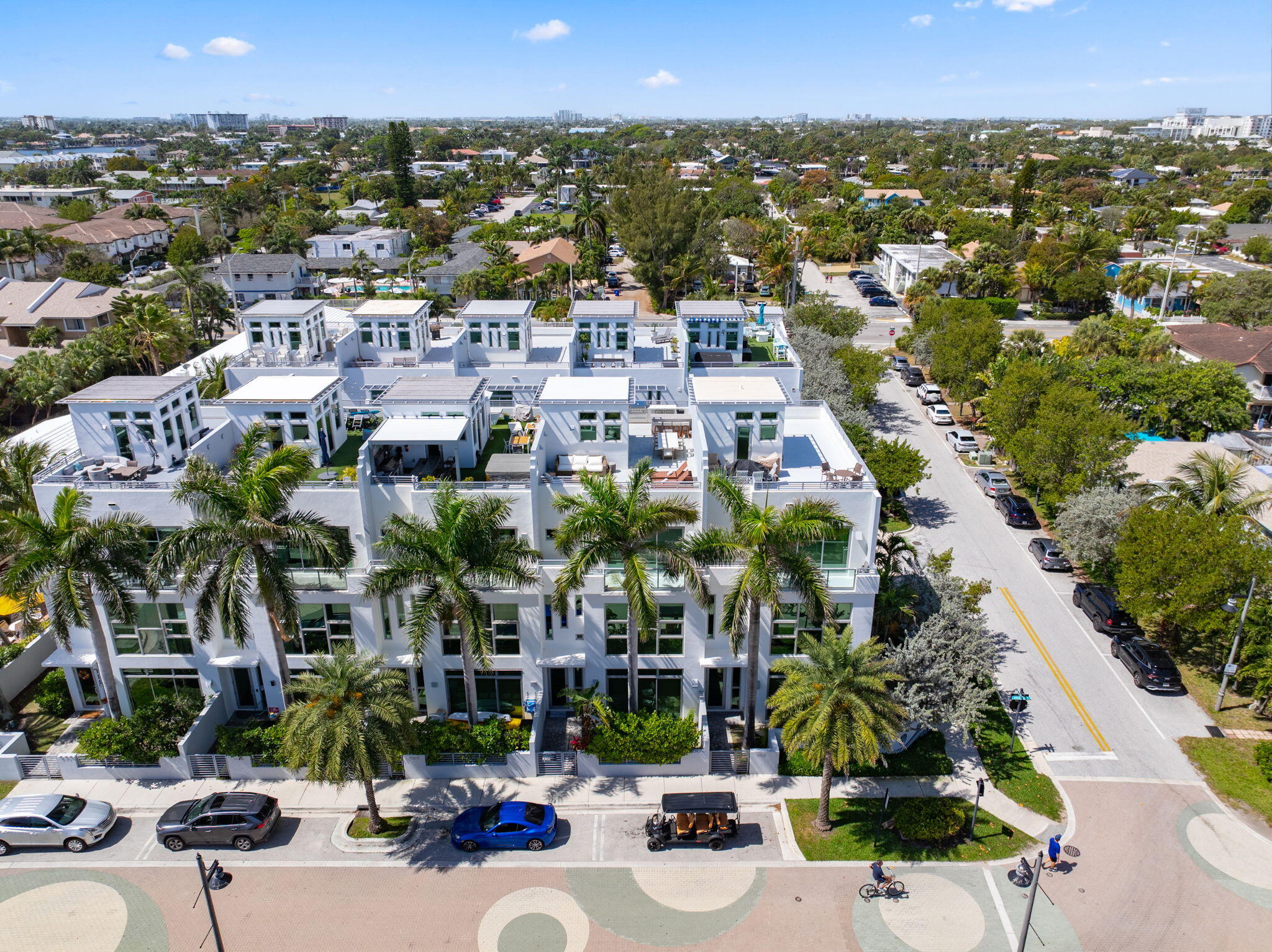 BLOUNT BROS POMPANO BEACH - Residential