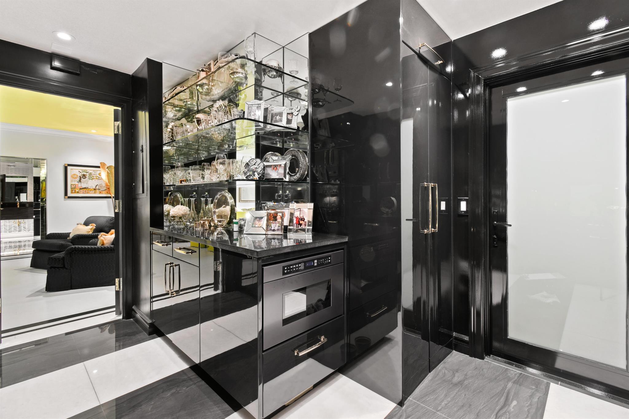 THREE EIGHTY NINE CORP LE - Residential