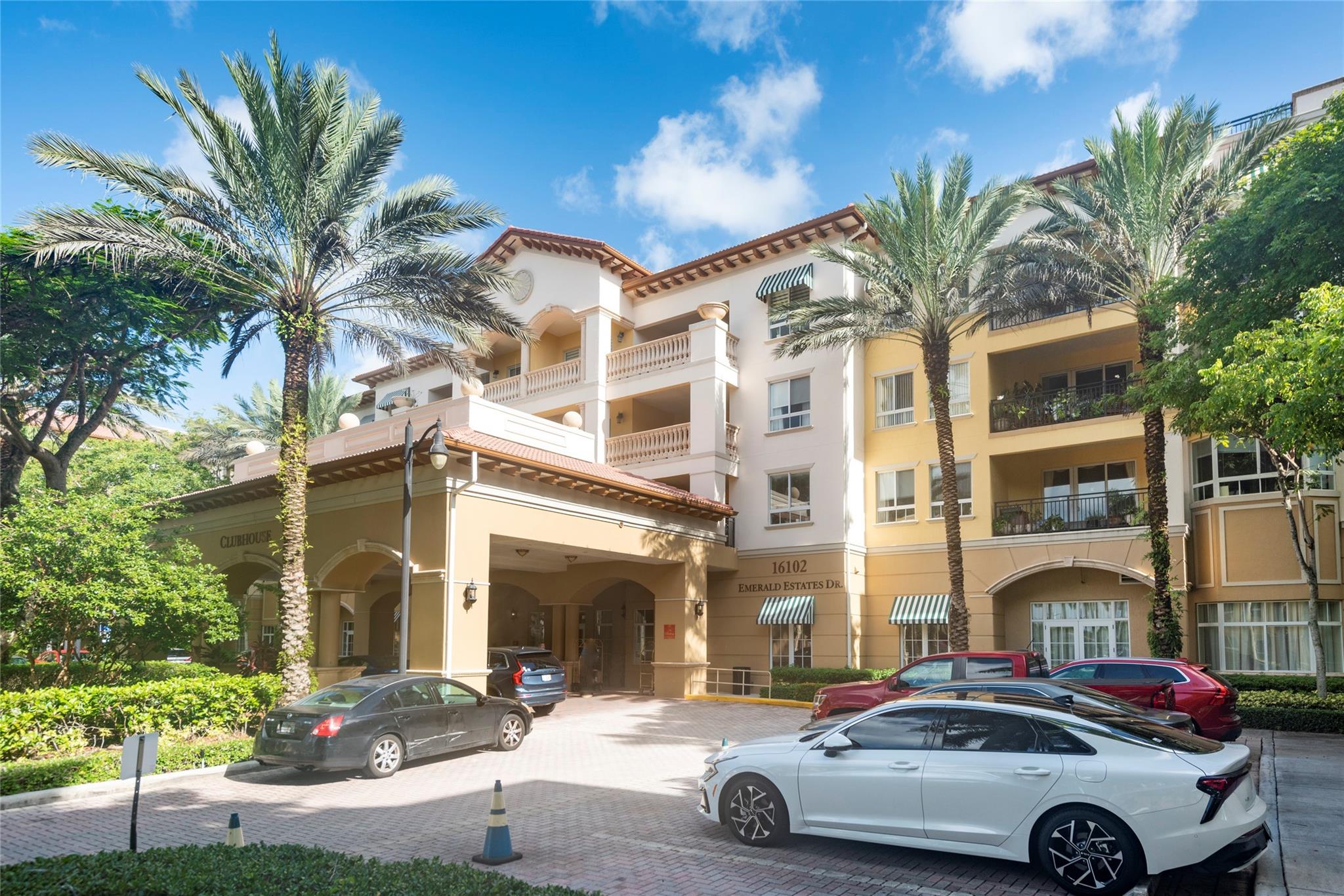 The Palms at Weston - Residential