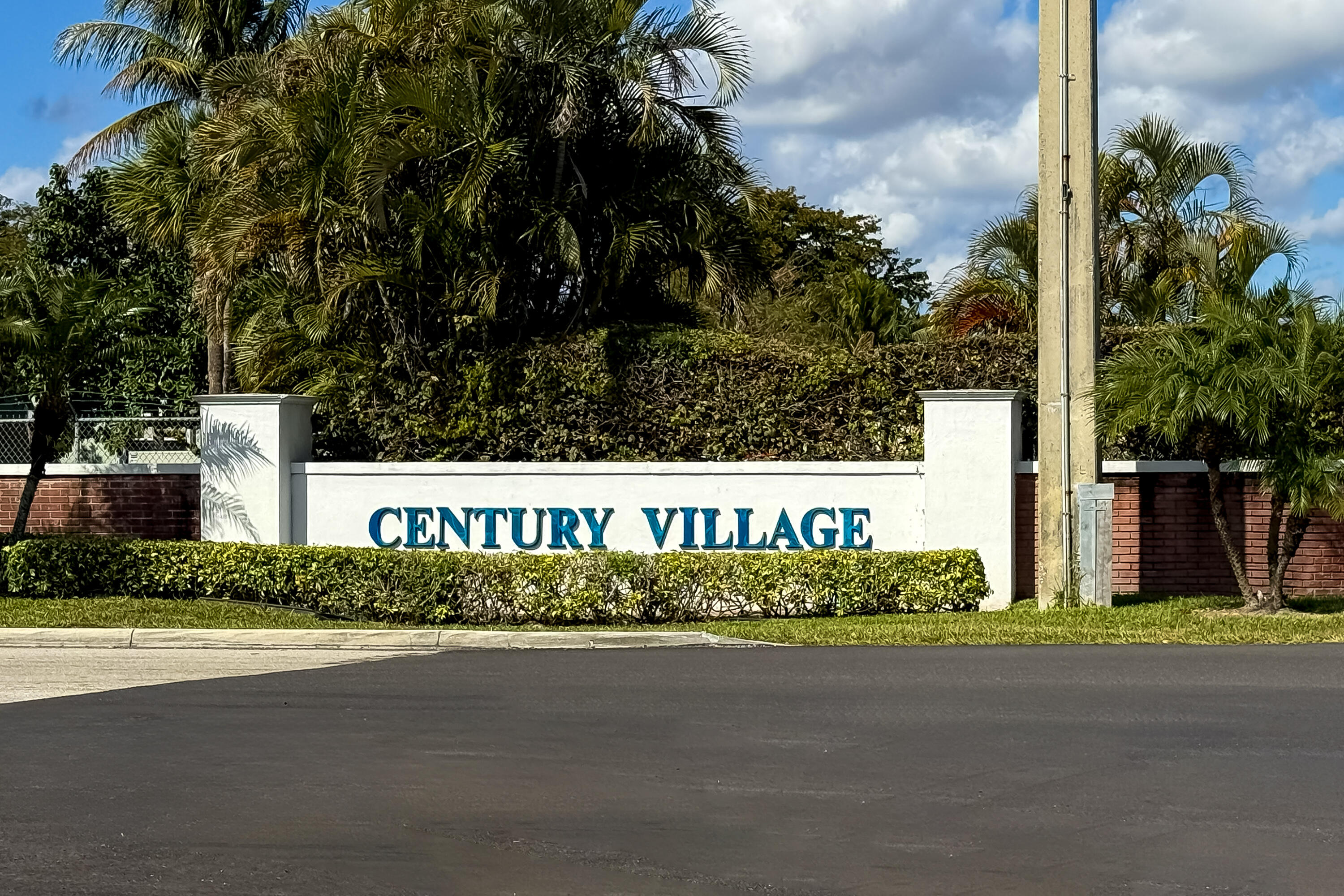 DOVER CONDO - Residential