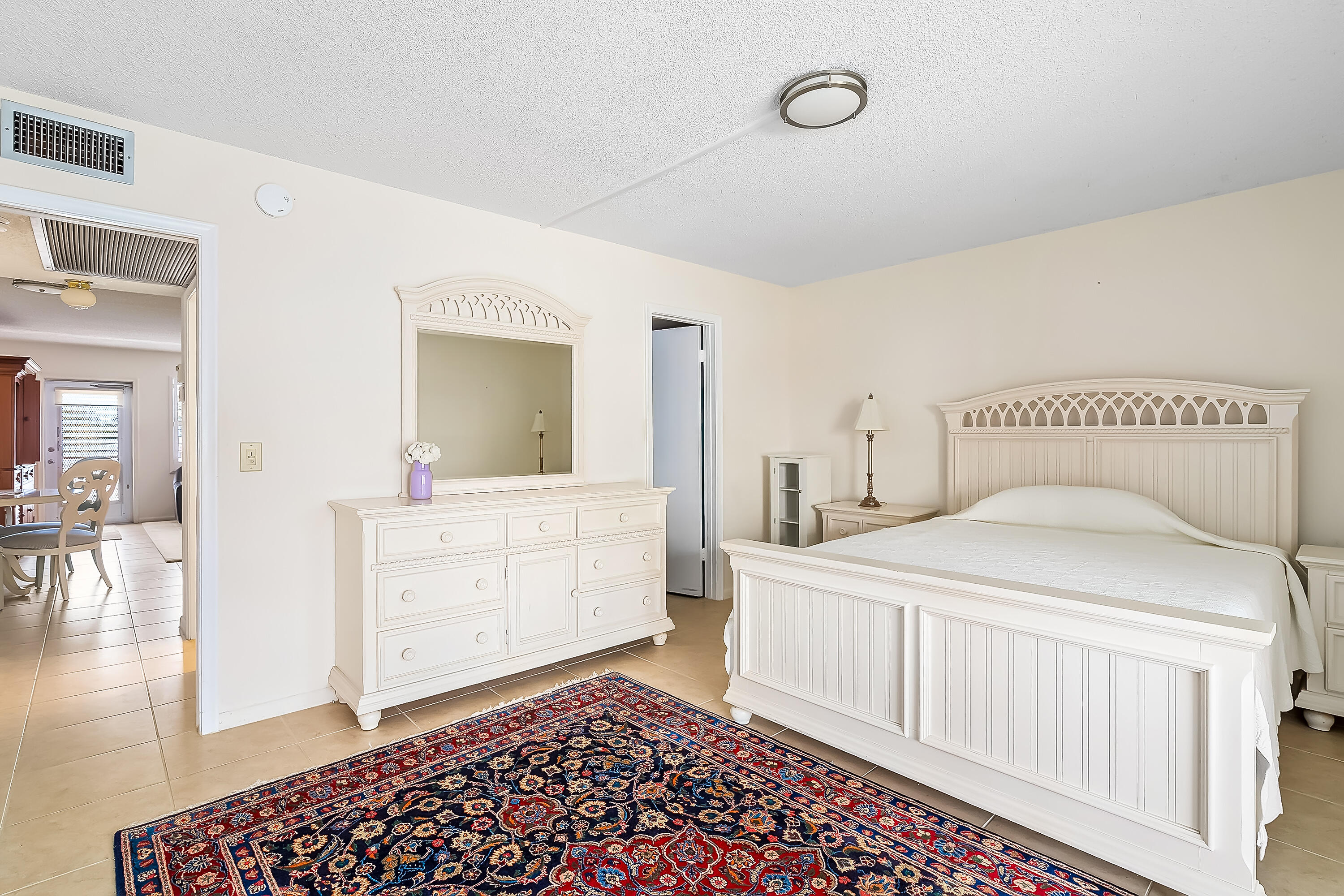 DOVER CONDO - Residential