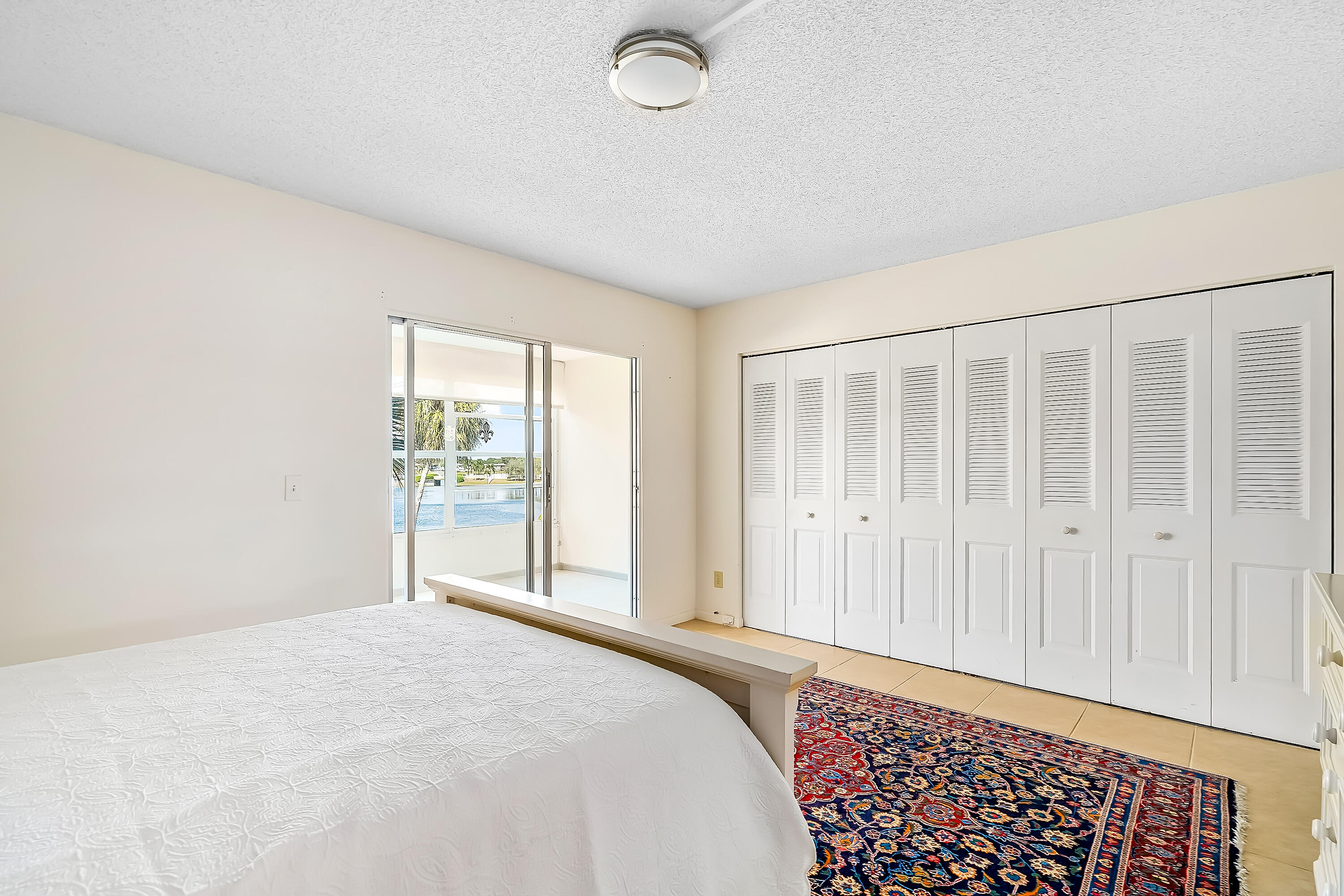 DOVER CONDO - Residential