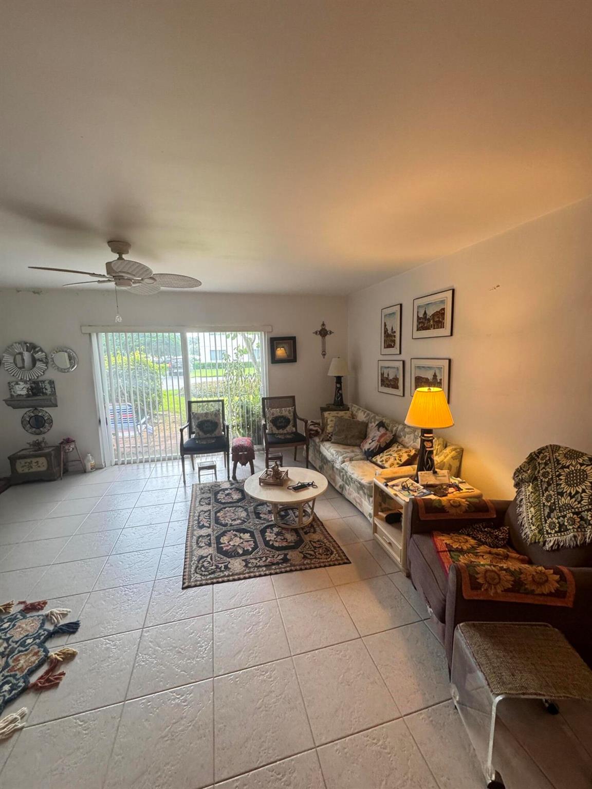 90 South Boulevard 1c